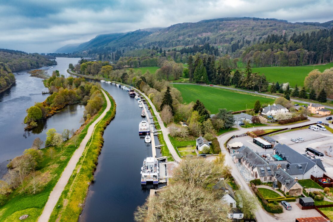 Viln Caledonoan Canal Jacobite Jac 2 5 24 5 Viln caledonoan canal jacobite jac 2 5 24 5