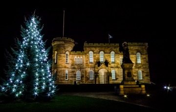 360 Xmas Tree And Castle Gbain Christmas in inverness