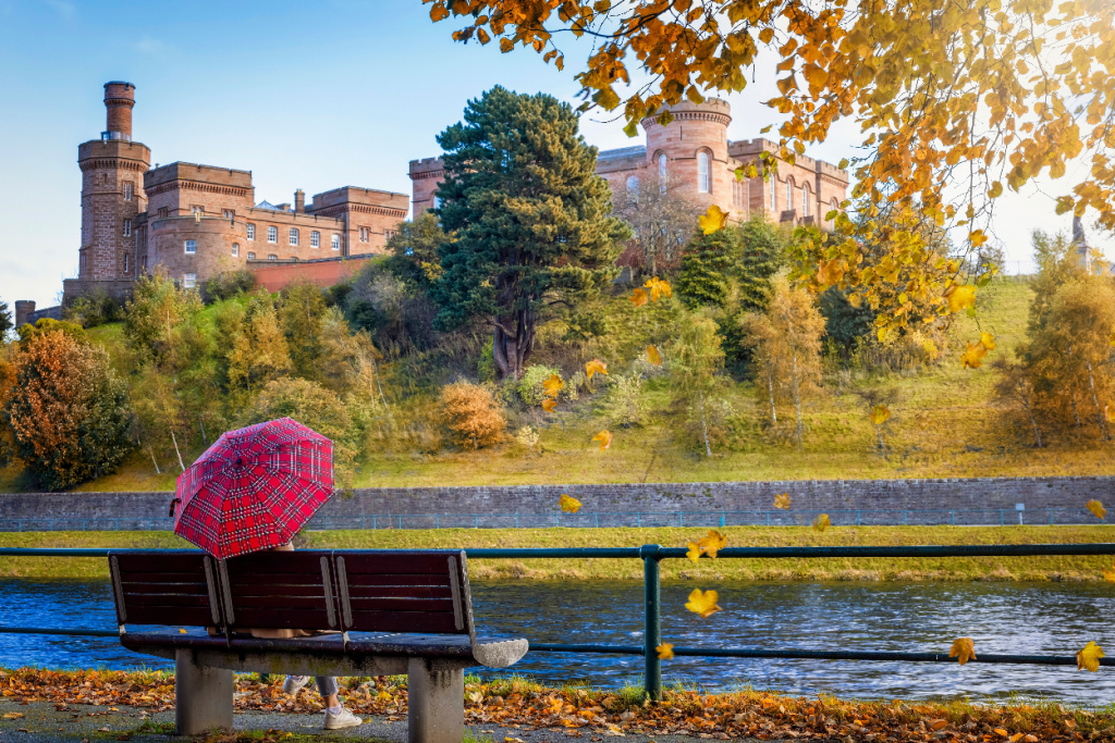 1024 Autumn Castle With Umbrella Inverness Palace Hotel Spa With A View Ss 2201871217 The inverness castle experience is an easy cultural add-on for a craft weekend.